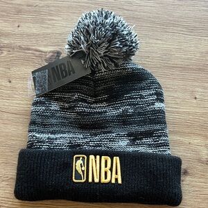 NWT NBA Pom Pom beanie black gray lined unisex